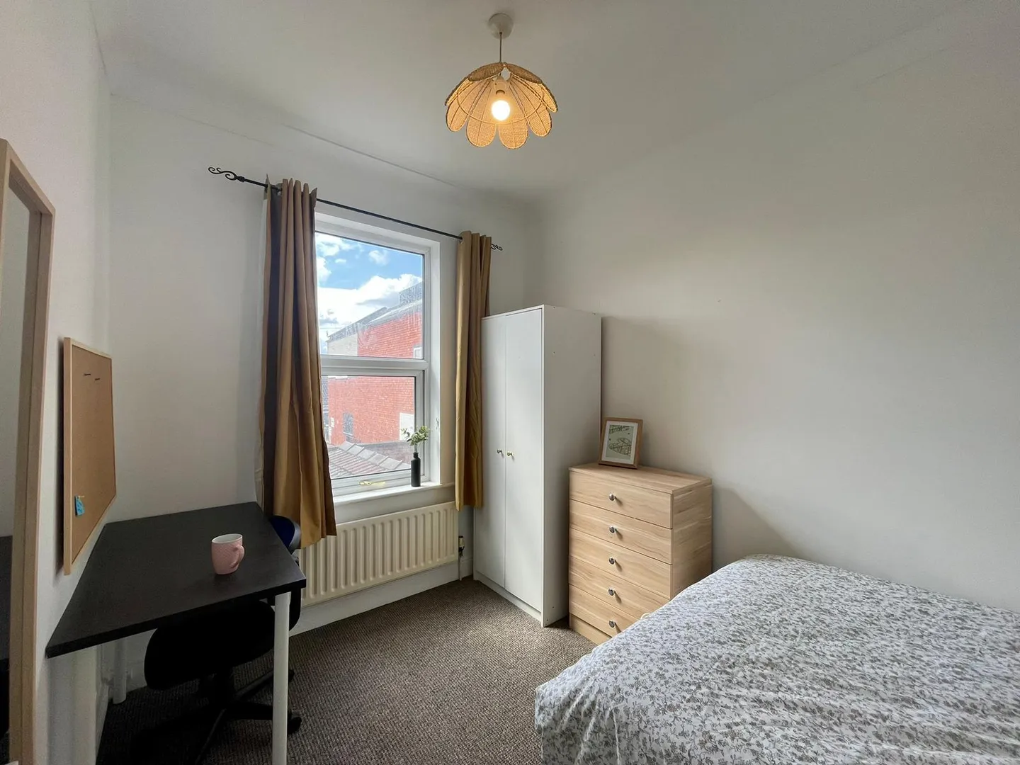 High Street // 4 Bed House // Aug 2026 - Image 6